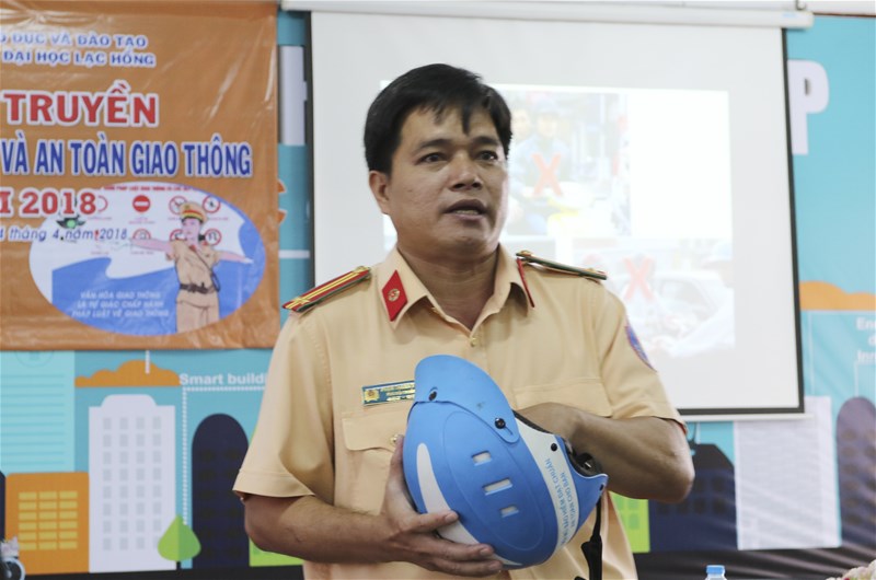 TS.Diệp Cẩm Thu - Chủ tịch Công đoàn cơ sở đề cao vai trò PCCC và ATGT trong công đoàn viên và sinh viên nhà Trường