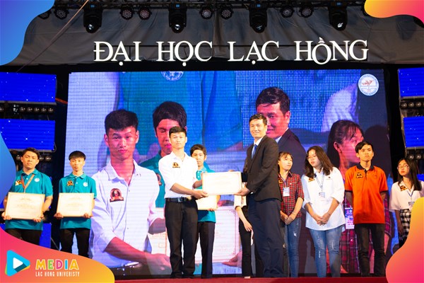 Đại học Lạc Hồng - tự hào tuổi 25