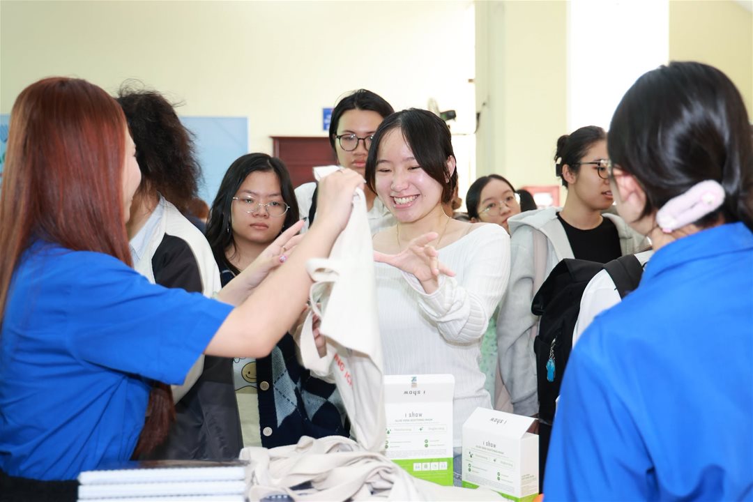 LHU kết hợp cùng HMCUSSH kết nối học thuật Việt – Trung, thúc đẩy đào tạo tiếng Trung gắn với nhu cầu nhân lực